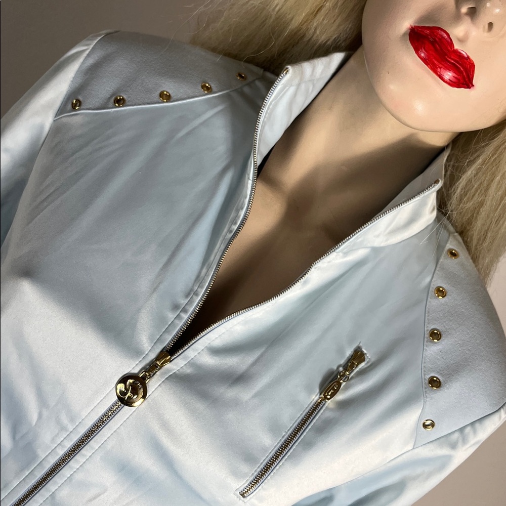 St. JOHN - Picture 6 of 11